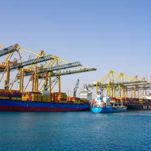 “ميناء الملك عبدالله” شراكات استراتيجية لتعزيز الخدمات البحرية